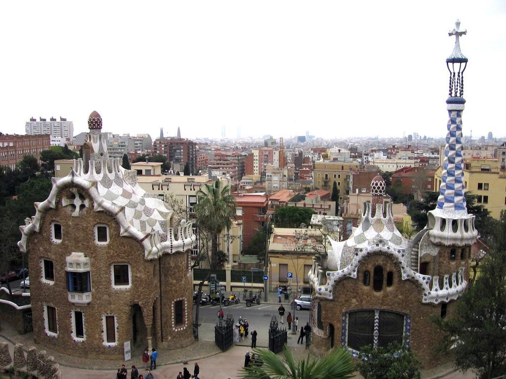 Atic Gaudi-Gracia Apartment Barcelona Exterior photo