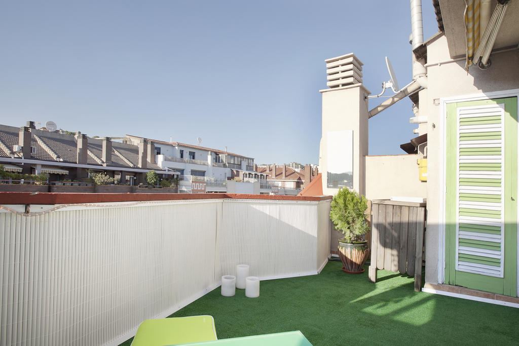 Atic Gaudi-Gracia Apartment Barcelona Exterior photo